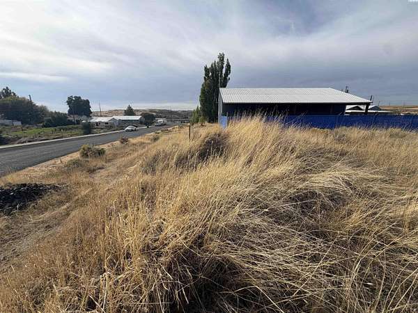 0.19 Acres of Residential Land for Sale in Mesa, Washington