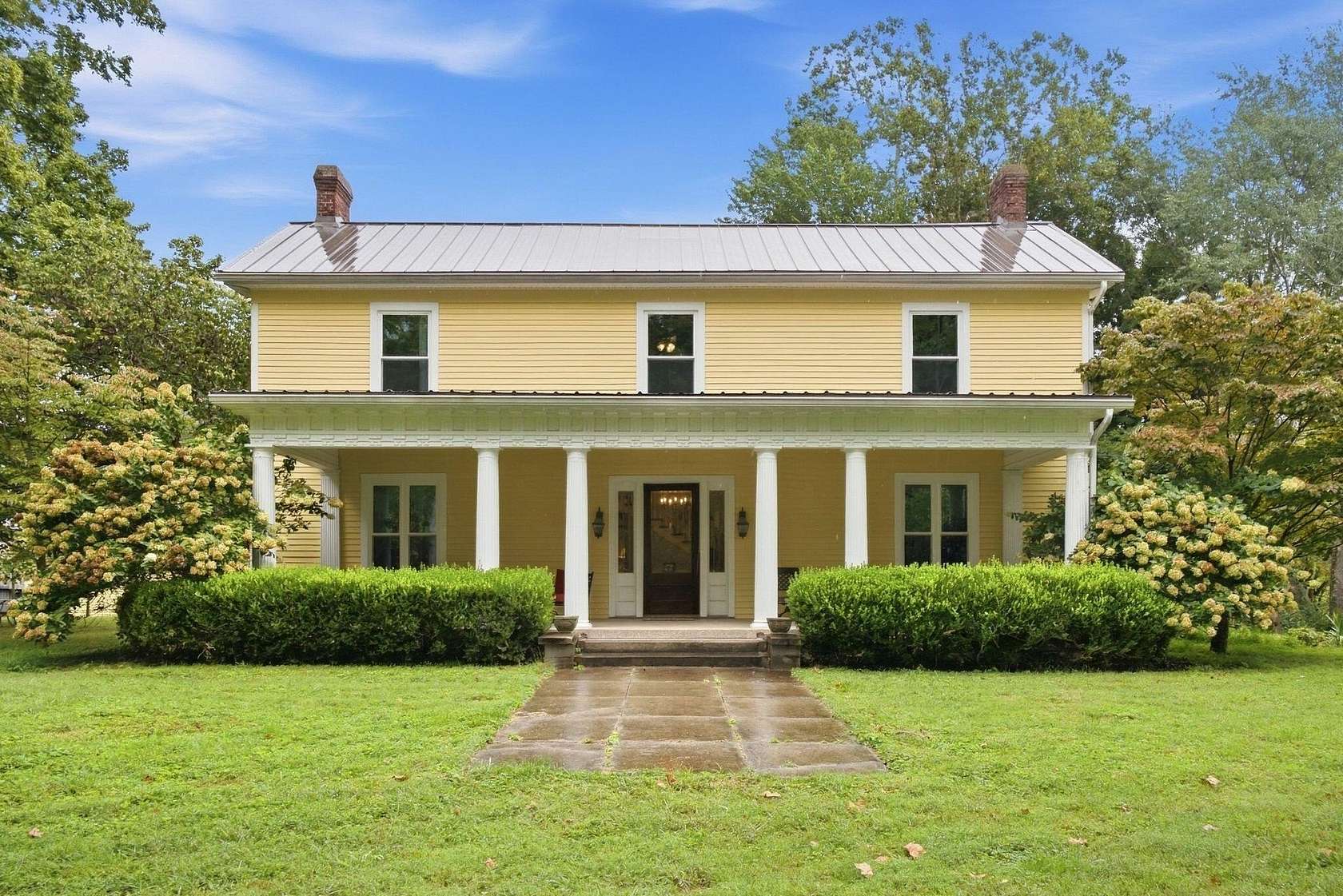 30 Acres of Land with Home for Sale in Hustonville, Kentucky