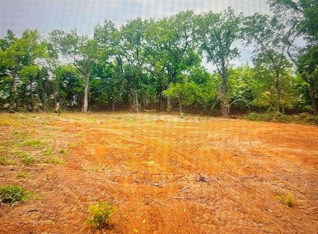 1.57 Acres of Residential Land for Sale in Choctaw, Oklahoma