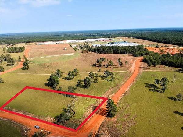2.13 Acres of Residential Land for Sale in Hillister, Texas