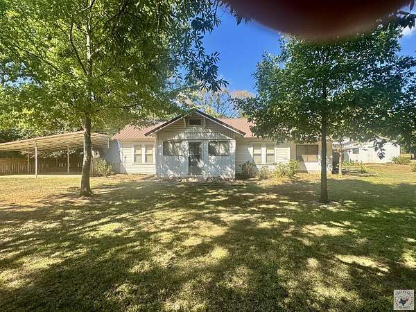 10.6 Acres of Recreational Land with Home for Sale in Foreman, Arkansas