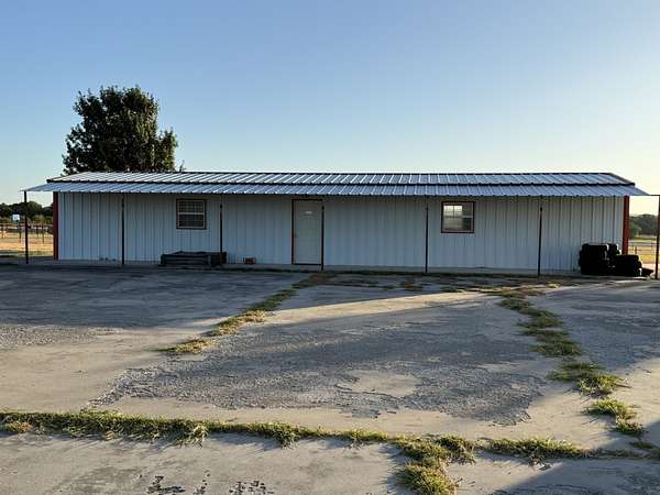 13.7 Acres of Land for Sale in Sunset, Texas