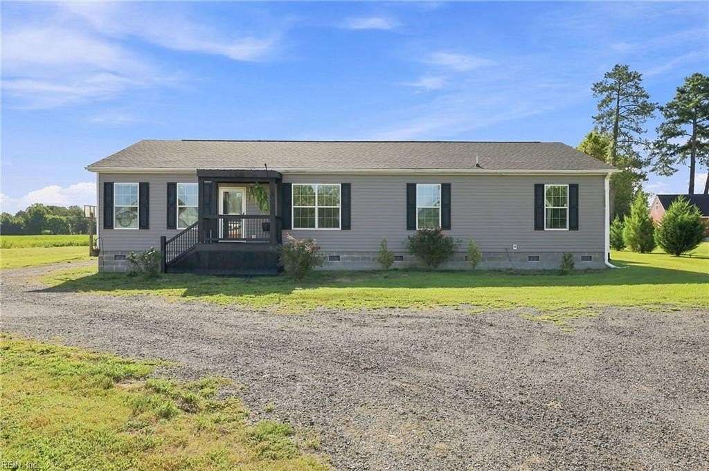 1.82 Acres of Land with Home for Sale in Suffolk, Virginia