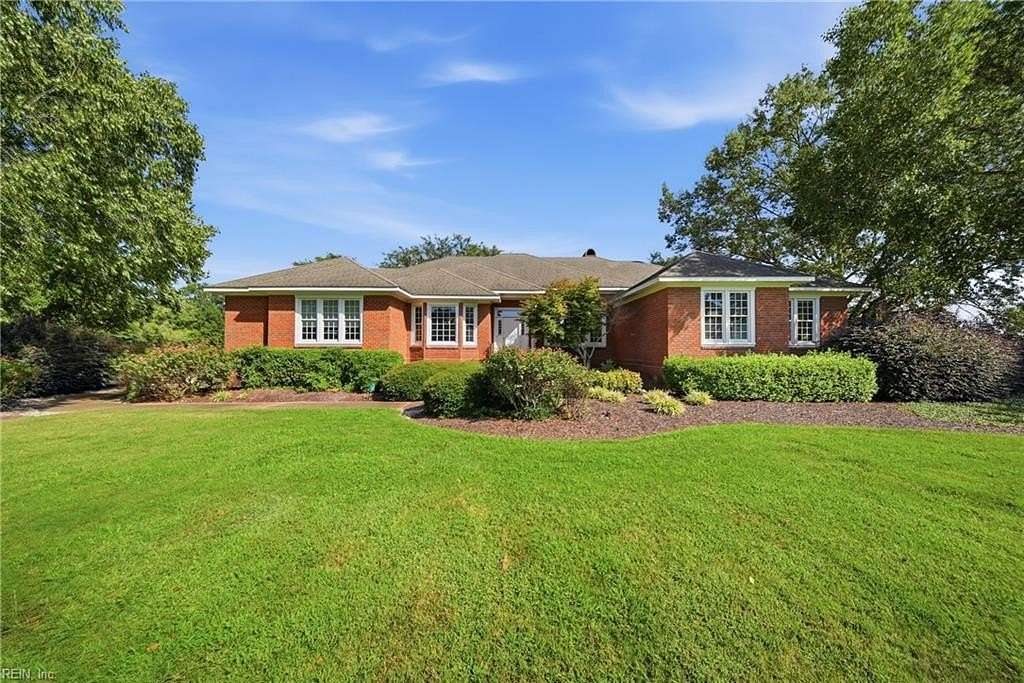 4 Acres of Land with Home for Sale in Chesapeake, Virginia