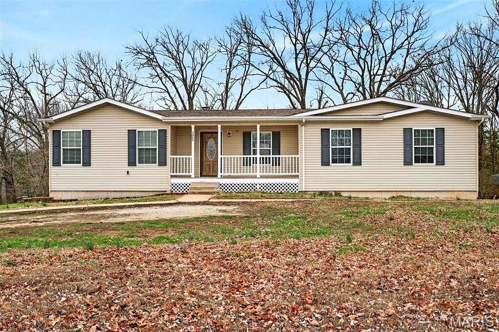 3 Acres of Land with Home for Sale in Hillsboro, Missouri