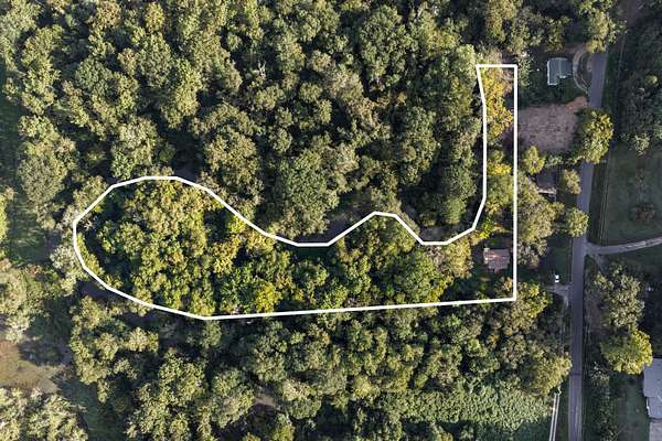 3 Acres of Residential Land for Sale in Flintstone, Georgia