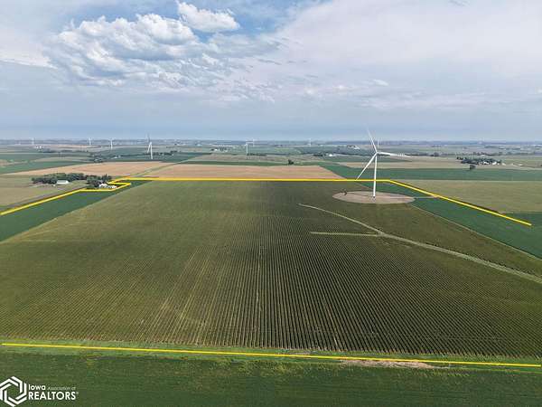 153 Acres of Agricultural Land for Sale in Traer, Iowa