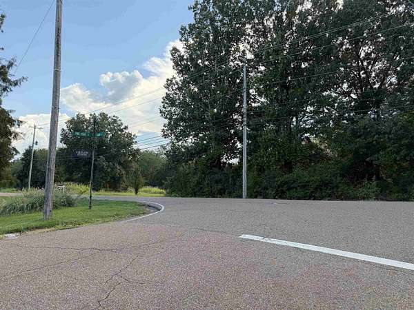 4.7 Acres of Residential Land for Sale in Lakeland, Tennessee