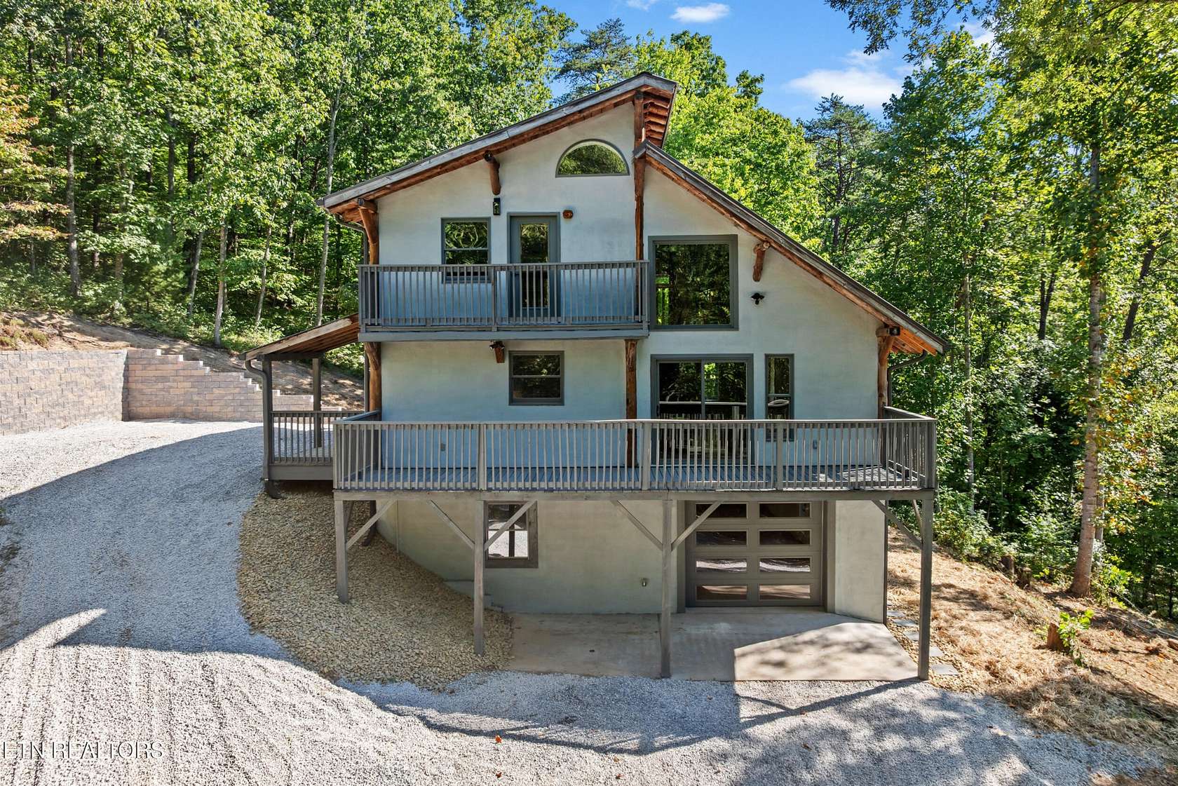 5 Acres of Land with Home for Sale in Maryville, Tennessee