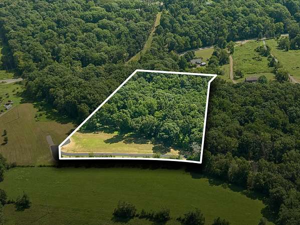 5.67 Acres of Residential Land for Sale in Fairview, Tennessee