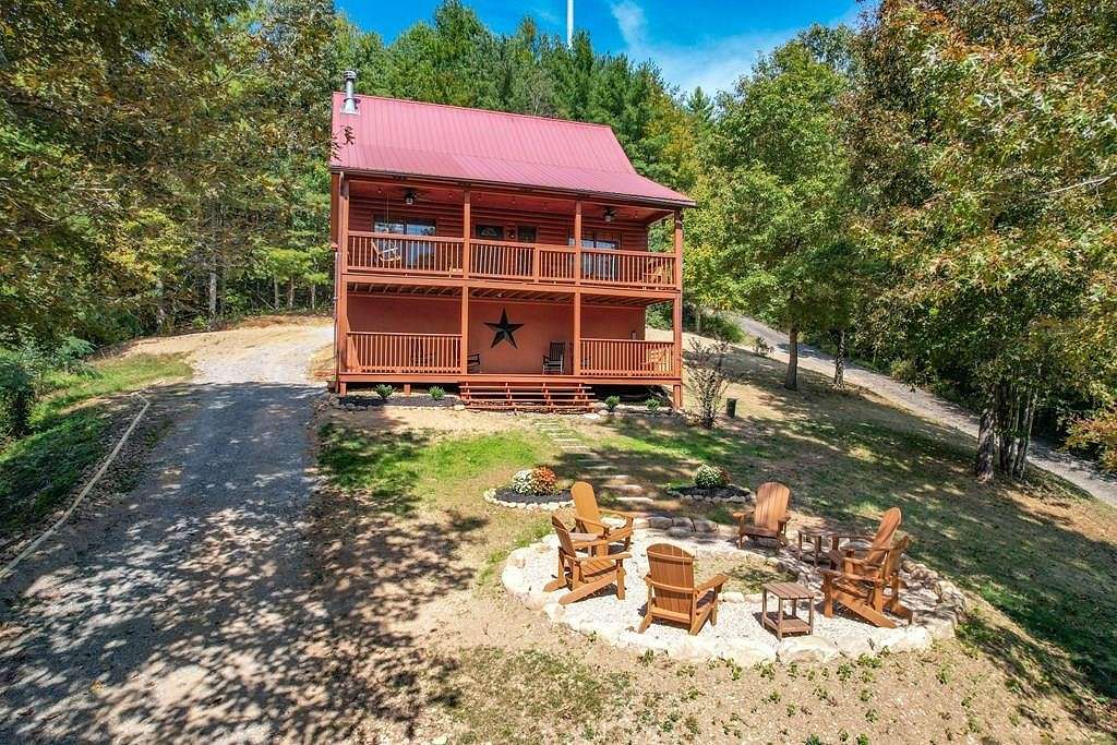 8 Acres of Land with Home for Sale in Townsend, Tennessee