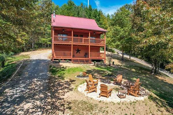 8 Acres of Land with Home for Sale in Townsend, Tennessee