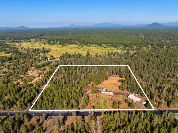8.89 Acres of Land with Home for Sale in Bend, Oregon