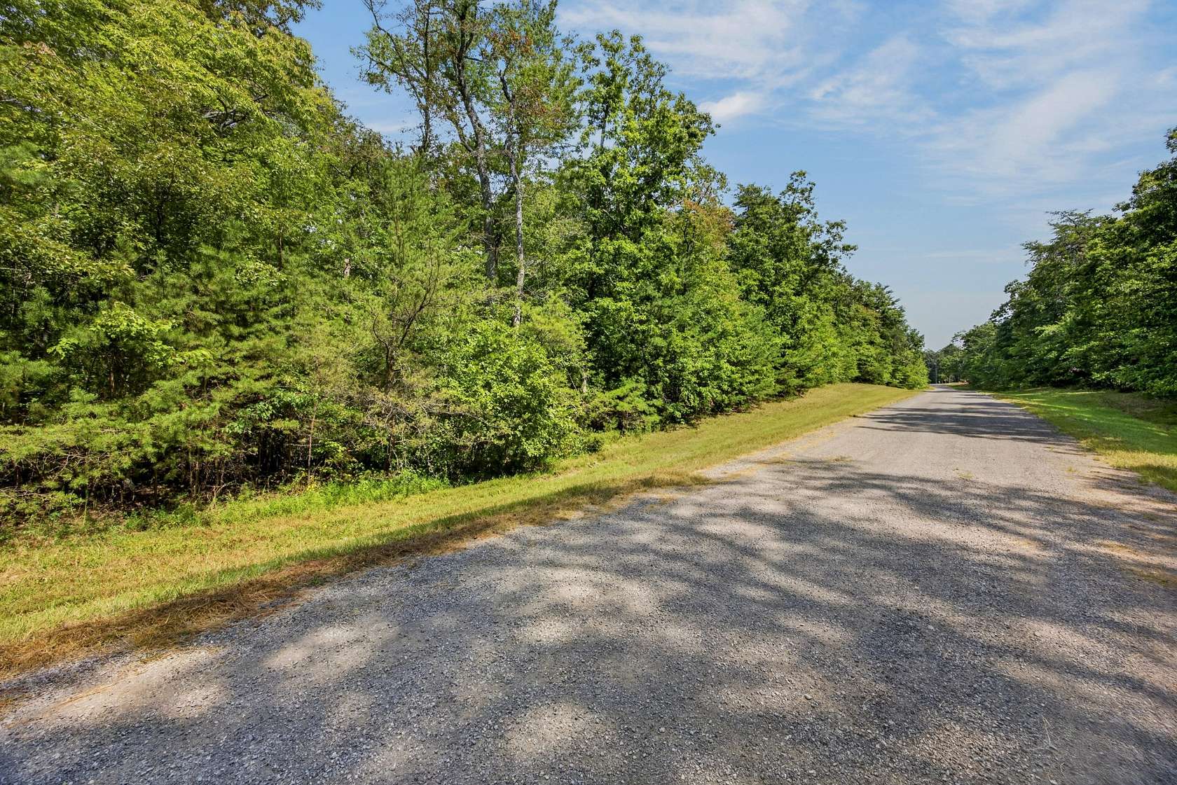 1 Acre of Residential Land for Sale in Monterey, Tennessee