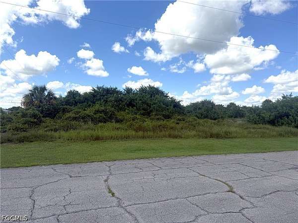 0.33 Acres of Residential Land for Sale in LaBelle, Florida