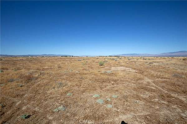 2.53 Acres of Land for Sale in Antelope Acres, California