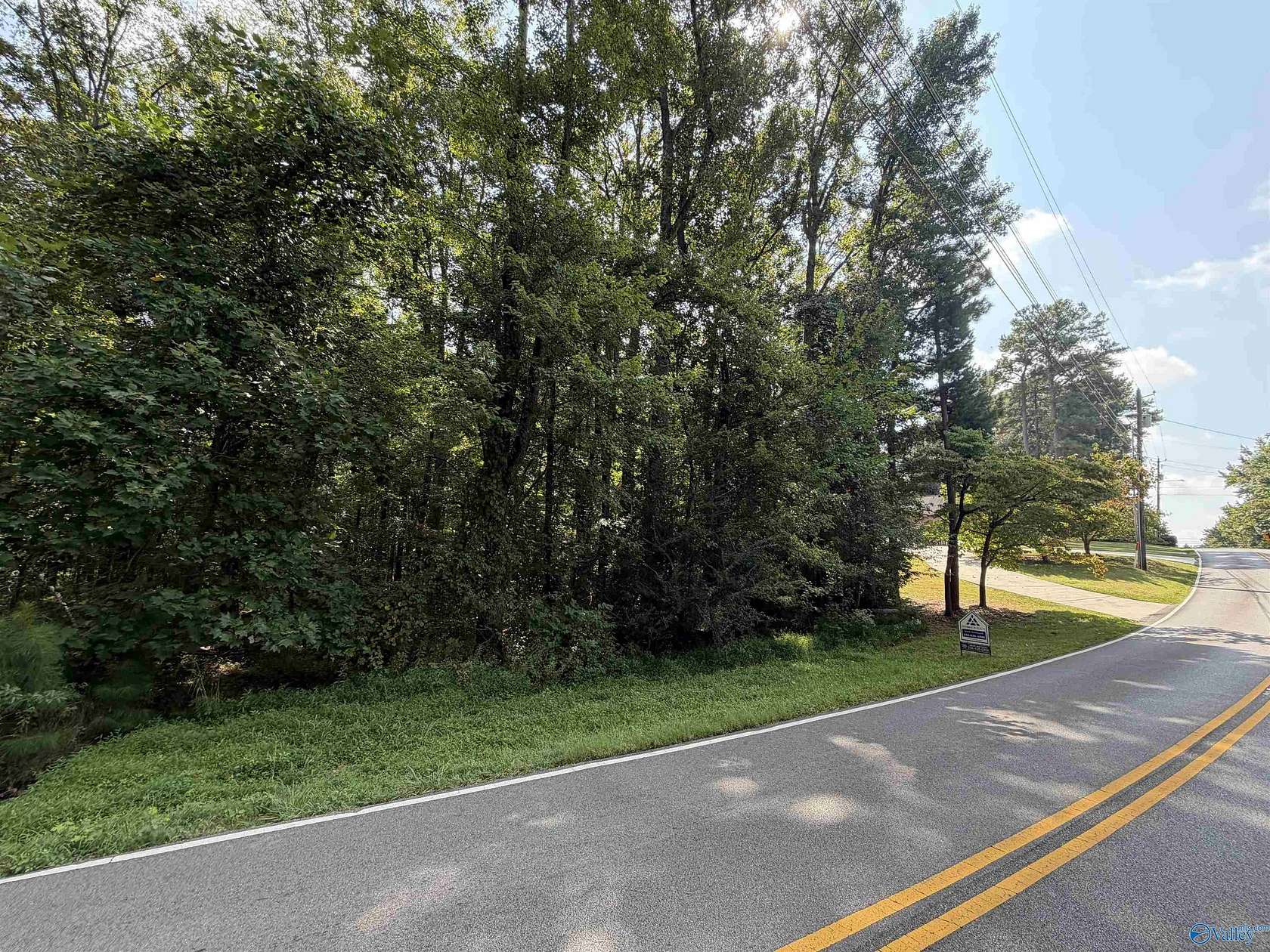 0.49 Acres of Residential Land for Sale in Huntsville, Alabama