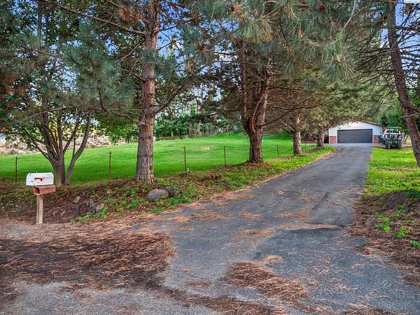 2 Acres of Land with Home for Sale in Kennewick, Washington