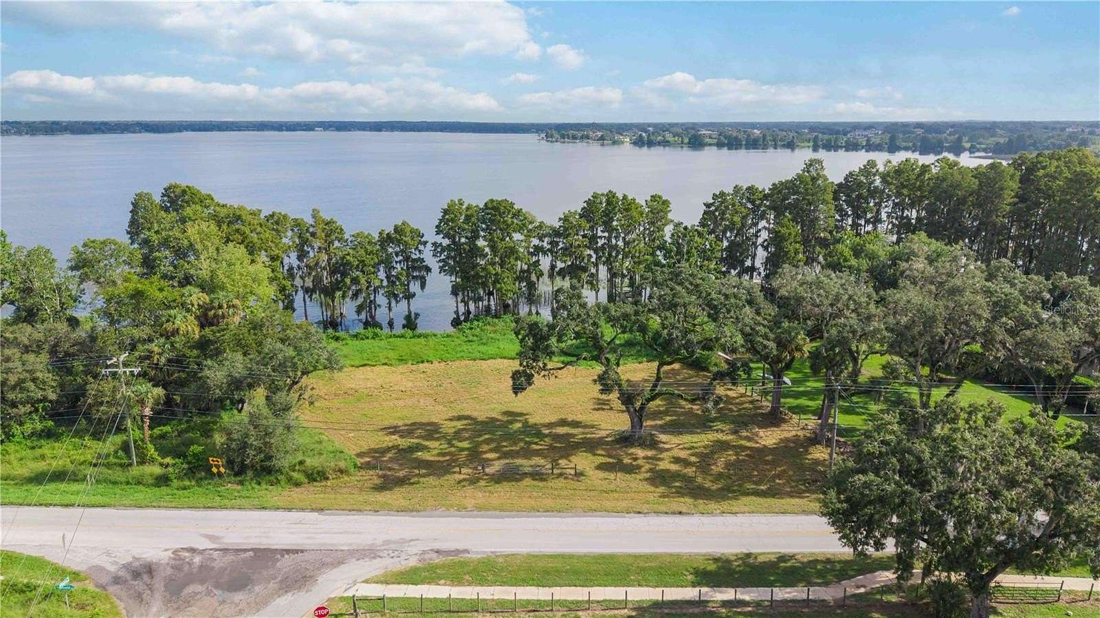 1.2 Acres of Residential Land for Sale in Thonotosassa, Florida