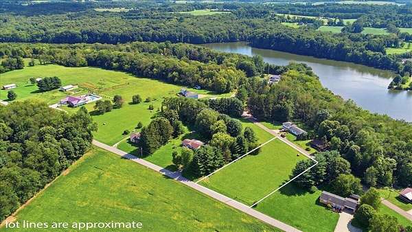 1 Acre of Residential Land for Sale in Fredericktown, Ohio
