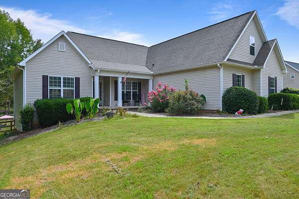 2.33 Acres of Land with Home for Sale in Senoia, Georgia