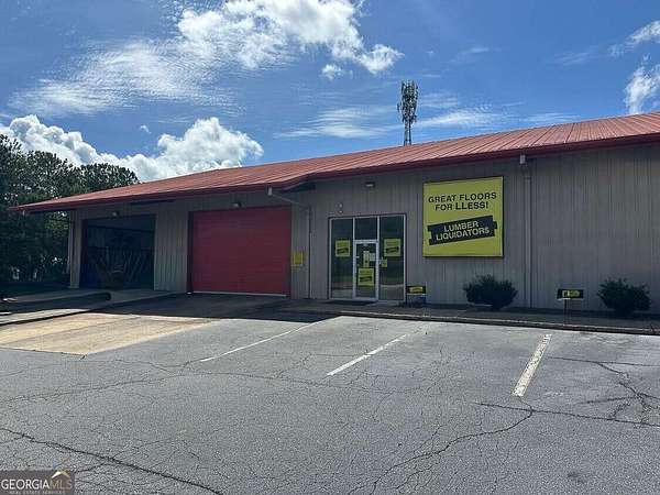 3.57 Acres of Improved Commercial Land for Lease in Newnan, Georgia