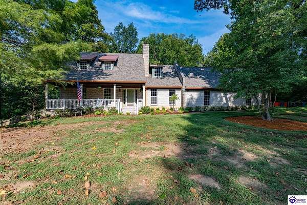 6.4 Acres of Land with Home for Sale in Elizabethtown, Kentucky