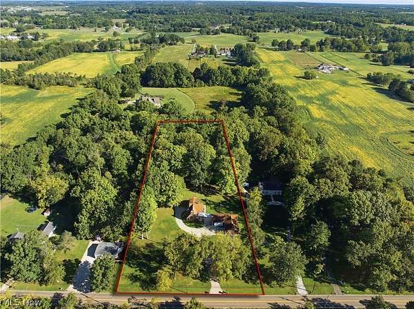 3.1 Acres of Land with Home for Sale in Canton, Ohio