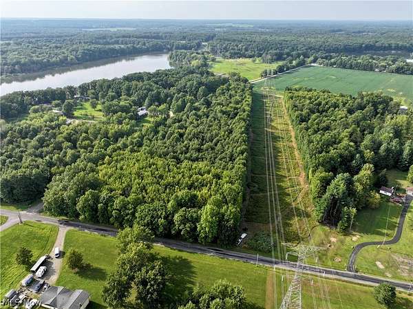 5 Acres of Residential Land for Sale in North Benton, Ohio