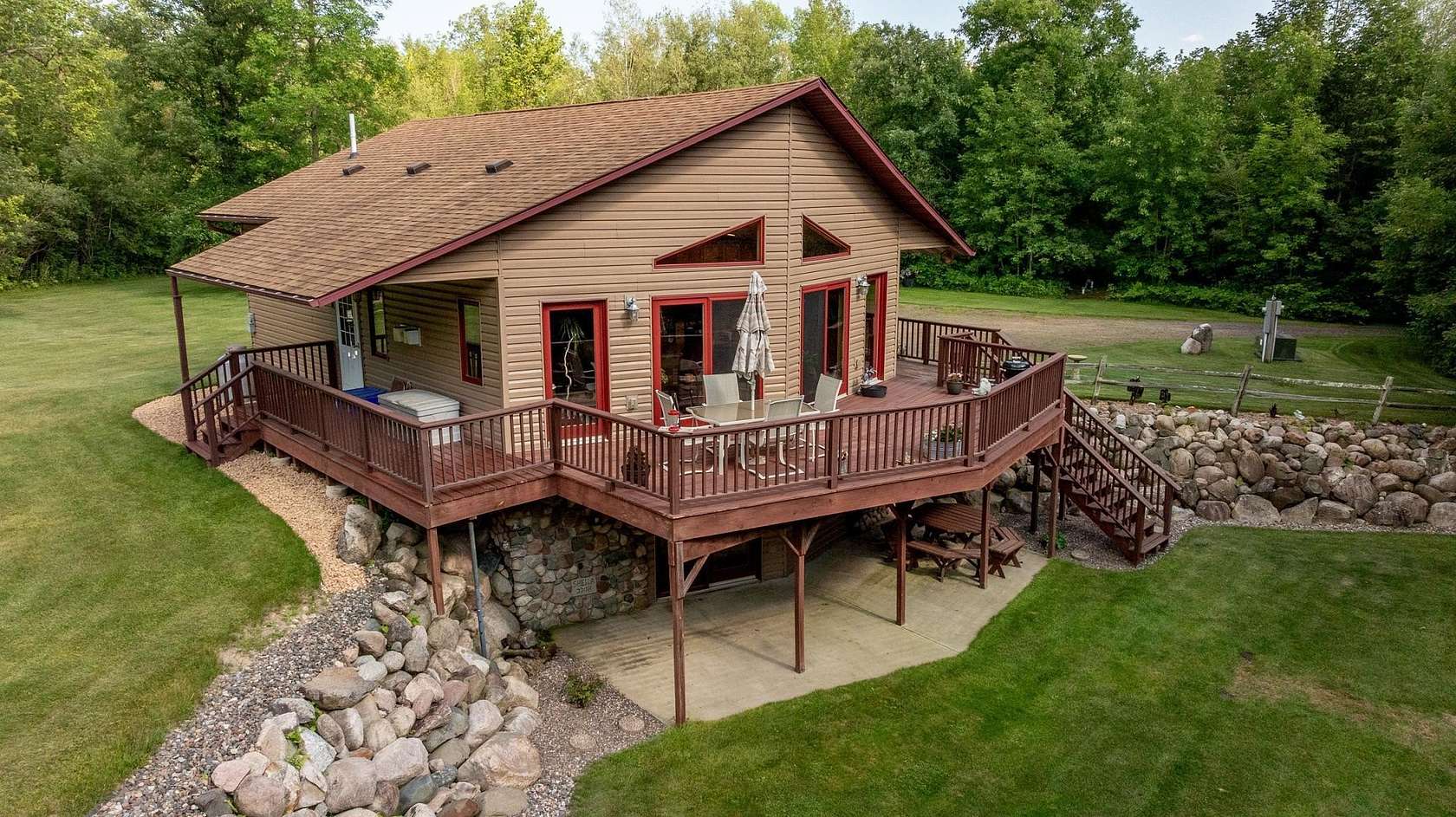 15.1 Acres of Recreational Land with Home for Sale in Jacobson, Minnesota