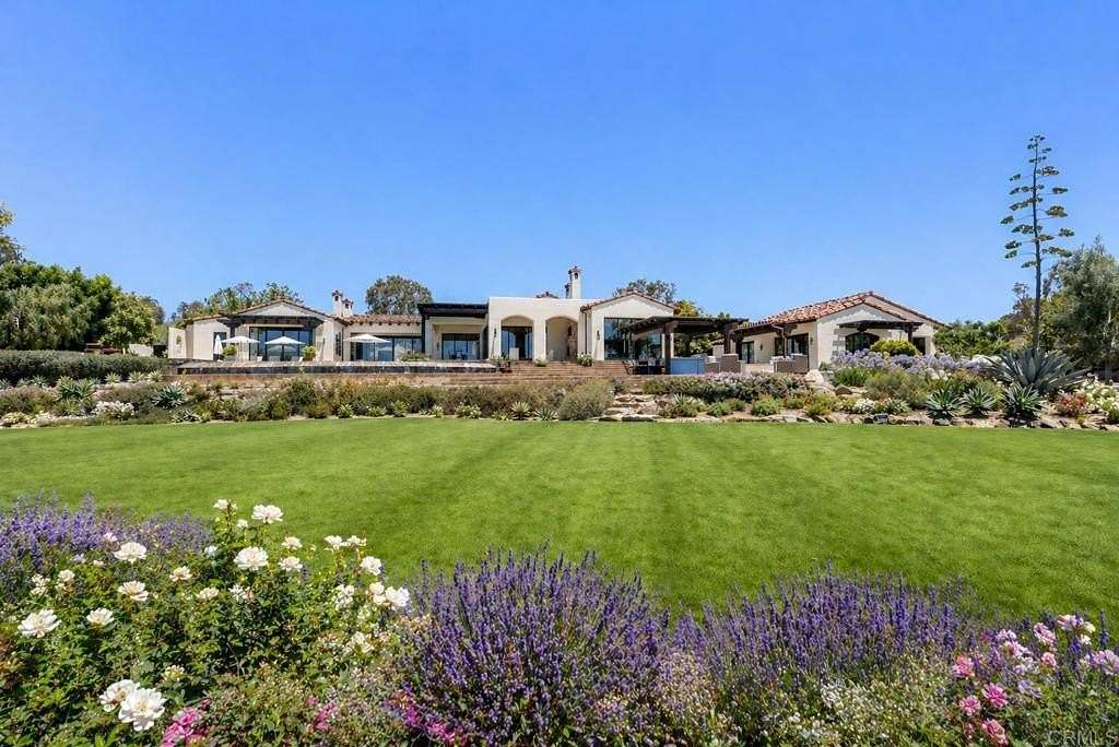 3 Acres of Land with Home for Sale in Rancho Santa Fe, California