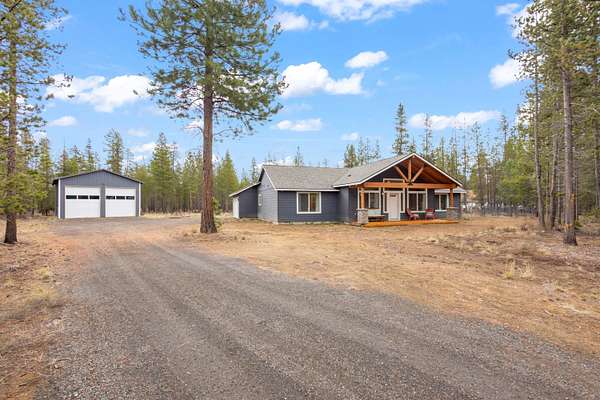2 Acres of Land with Home for Sale in La Pine, Oregon