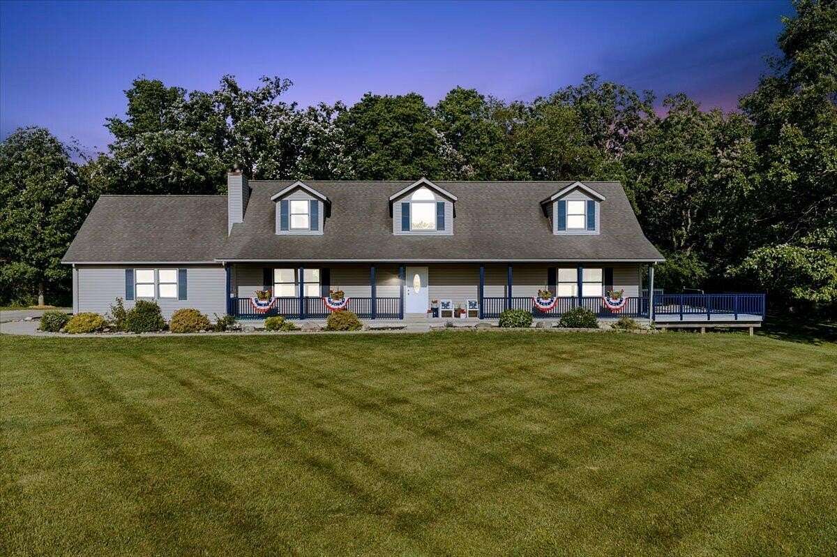 10.4 Acres of Land with Home for Sale in Clinton, Michigan
