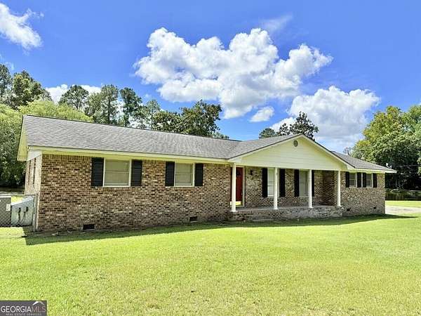 1.78 Acres of Land with Home for Sale in Tifton, Georgia