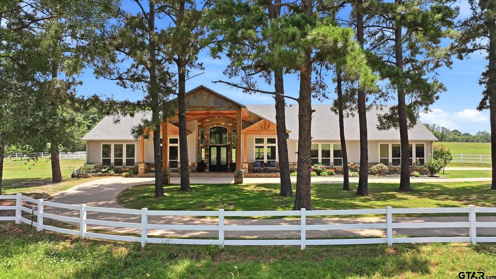 10 Acres of Land with Home for Sale in Bullard, Texas