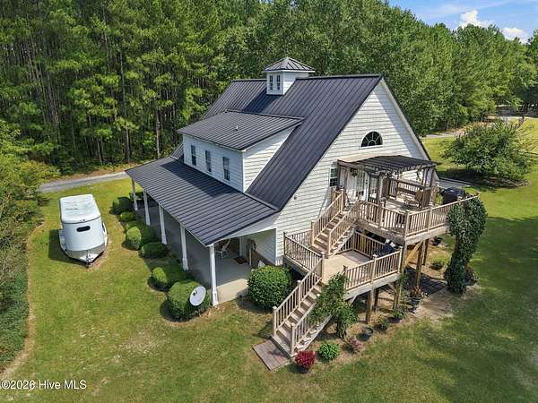 10.1 Acres of Land with Home for Sale in Aberdeen, North Carolina