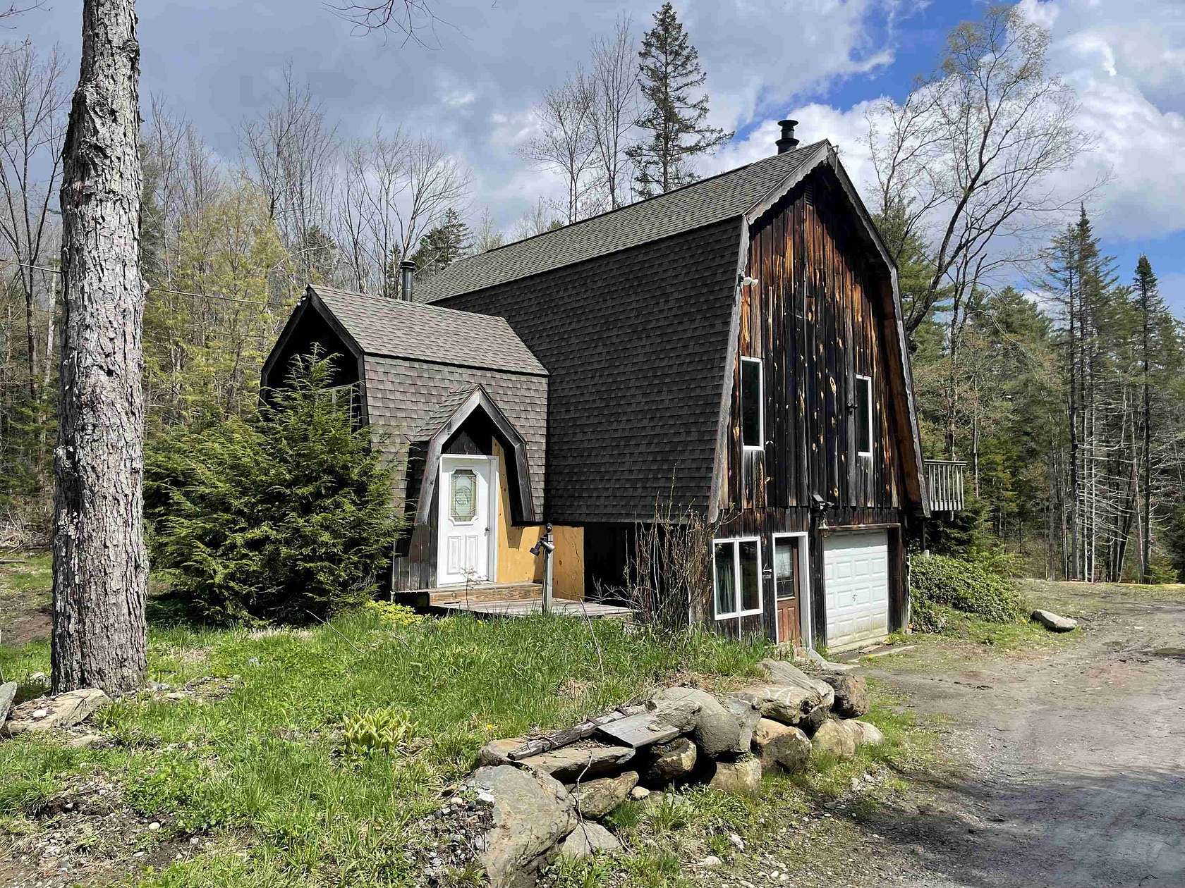 5.55 Acres of Land with Home for Sale in Newfane, Vermont