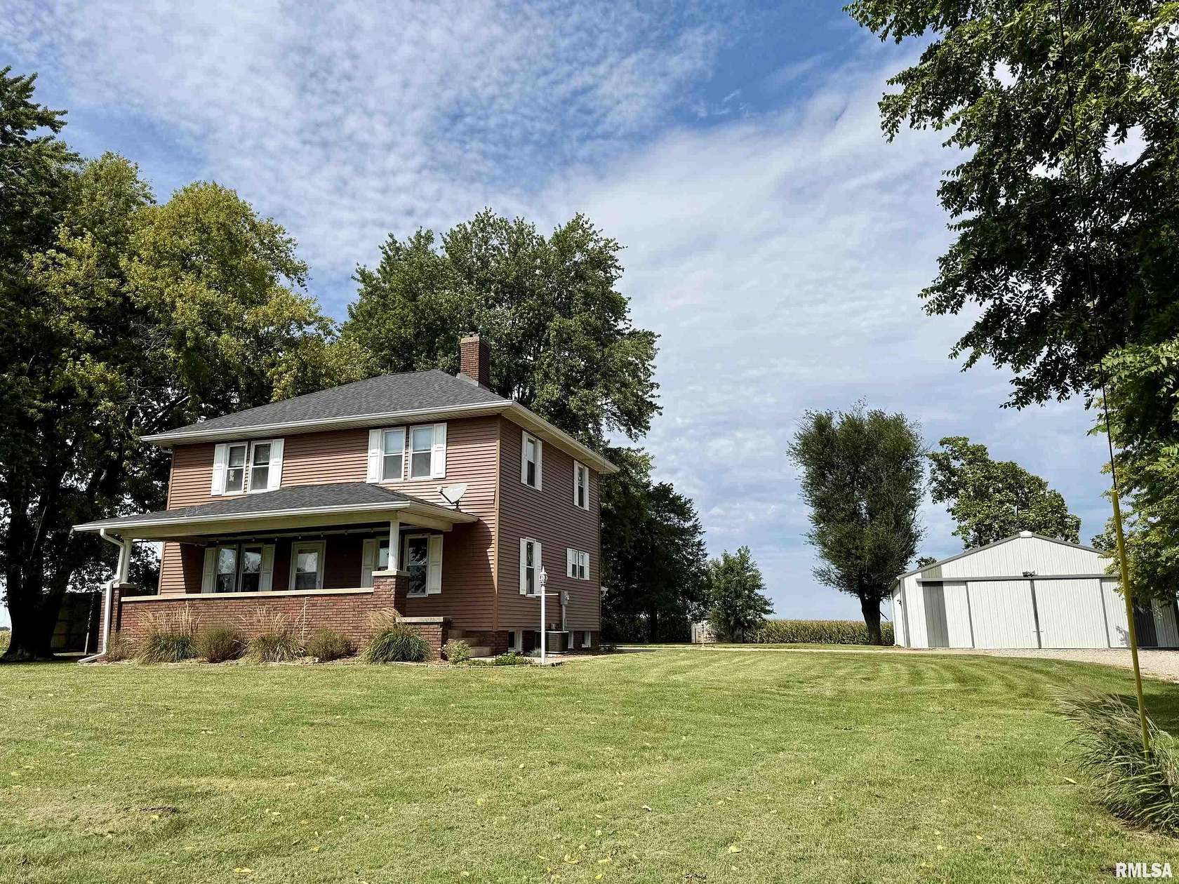 10.1 Acres of Land with Home for Sale in Petersburg, Illinois