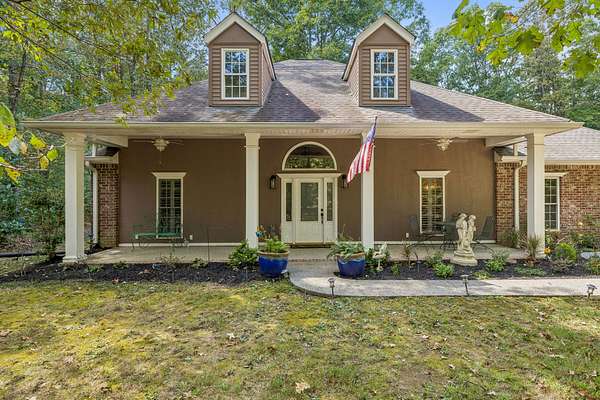 1.57 Acres of Land with Home for Sale in Kingston Springs, Tennessee