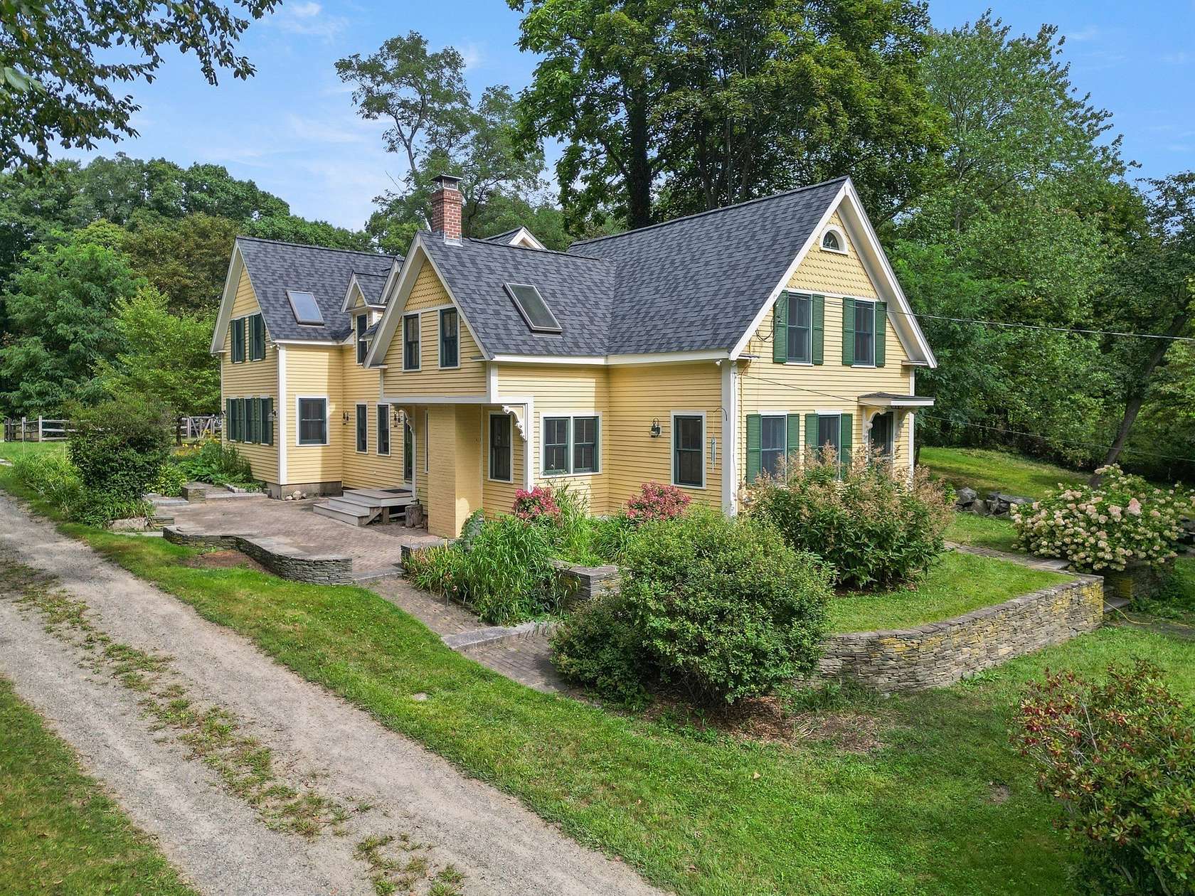 4.64 Acres of Land with Home for Sale in Newbury Town, Massachusetts