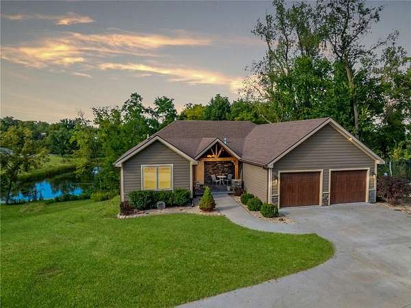 3.47 Acres of Land with Home for Sale in St. Joseph, Missouri