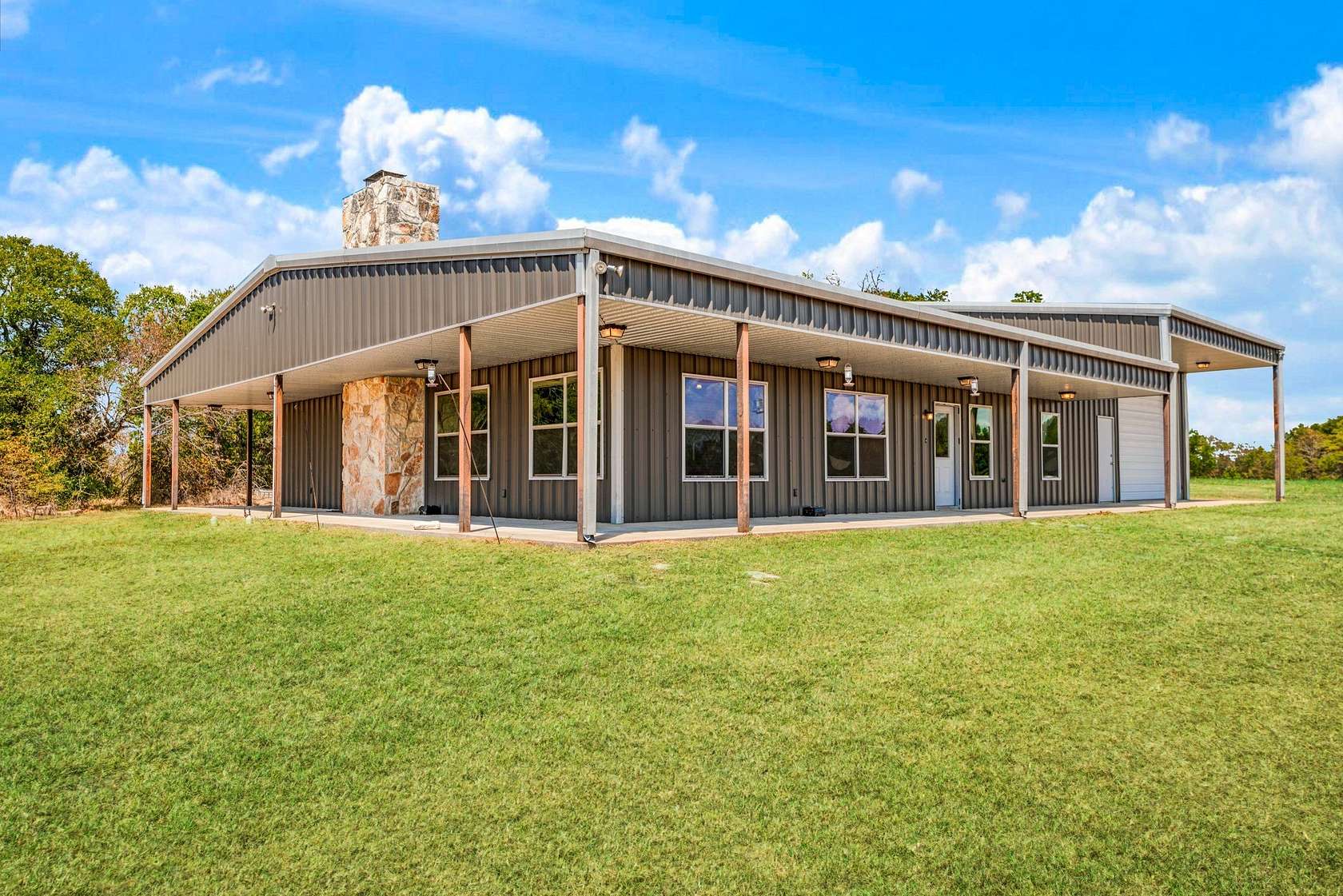 208 Acres of Land with Home for Sale in Roxton, Texas