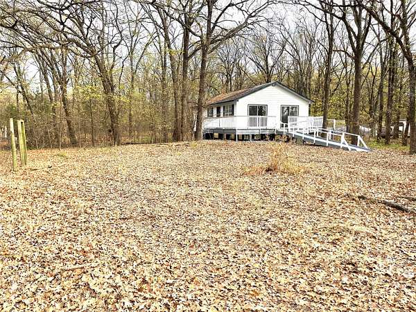 2 Acres of Land with Home for Lease in Quinlan, Texas