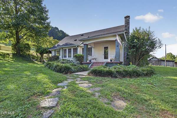 23 Acres of Land with Home for Sale in Meadow View, Virginia