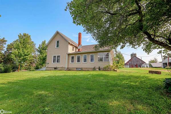 16.8 Acres of Land with Home for Sale in Albion, Iowa