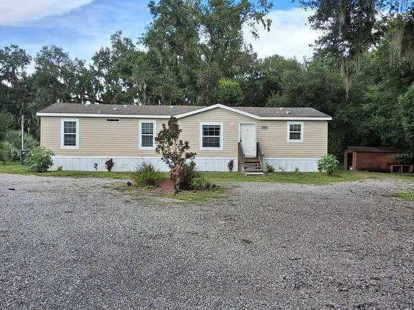 2.56 Acres of Land with Home for Sale in Plant City, Florida