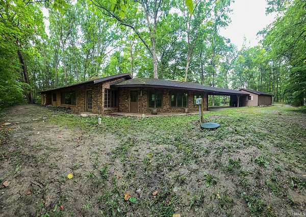 3.55 Acres of Land with Home for Sale in Fort Wayne, Indiana
