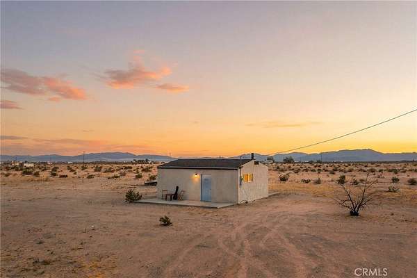 5 Acres of Improved Residential Land for Sale in Twentynine Palms, California