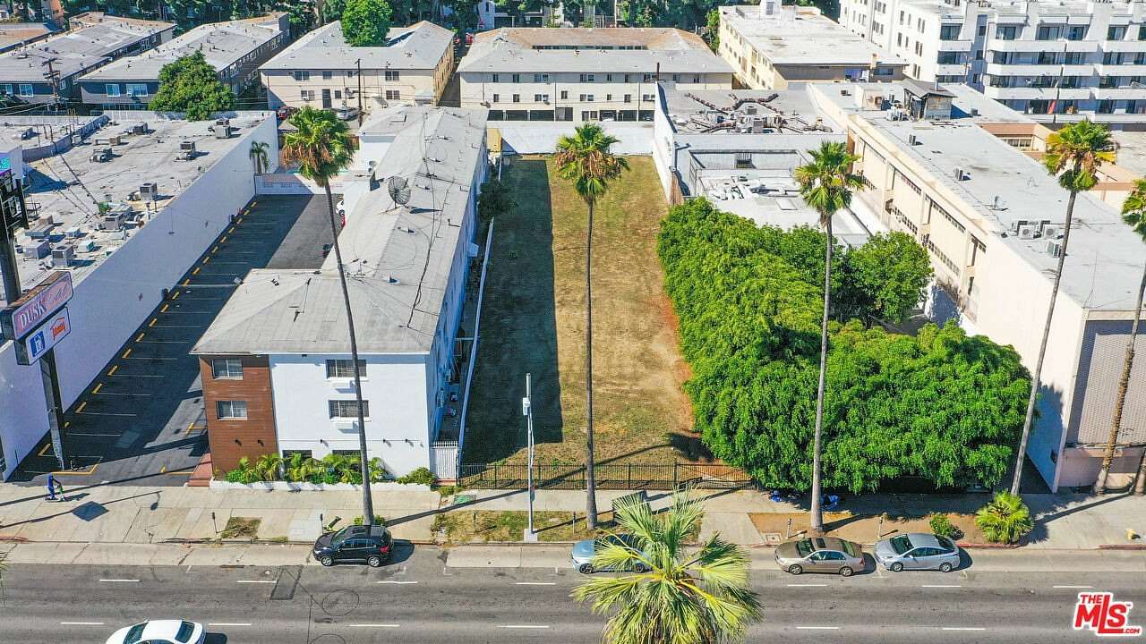 0.28 Acres of Land for Sale in Los Angeles, California