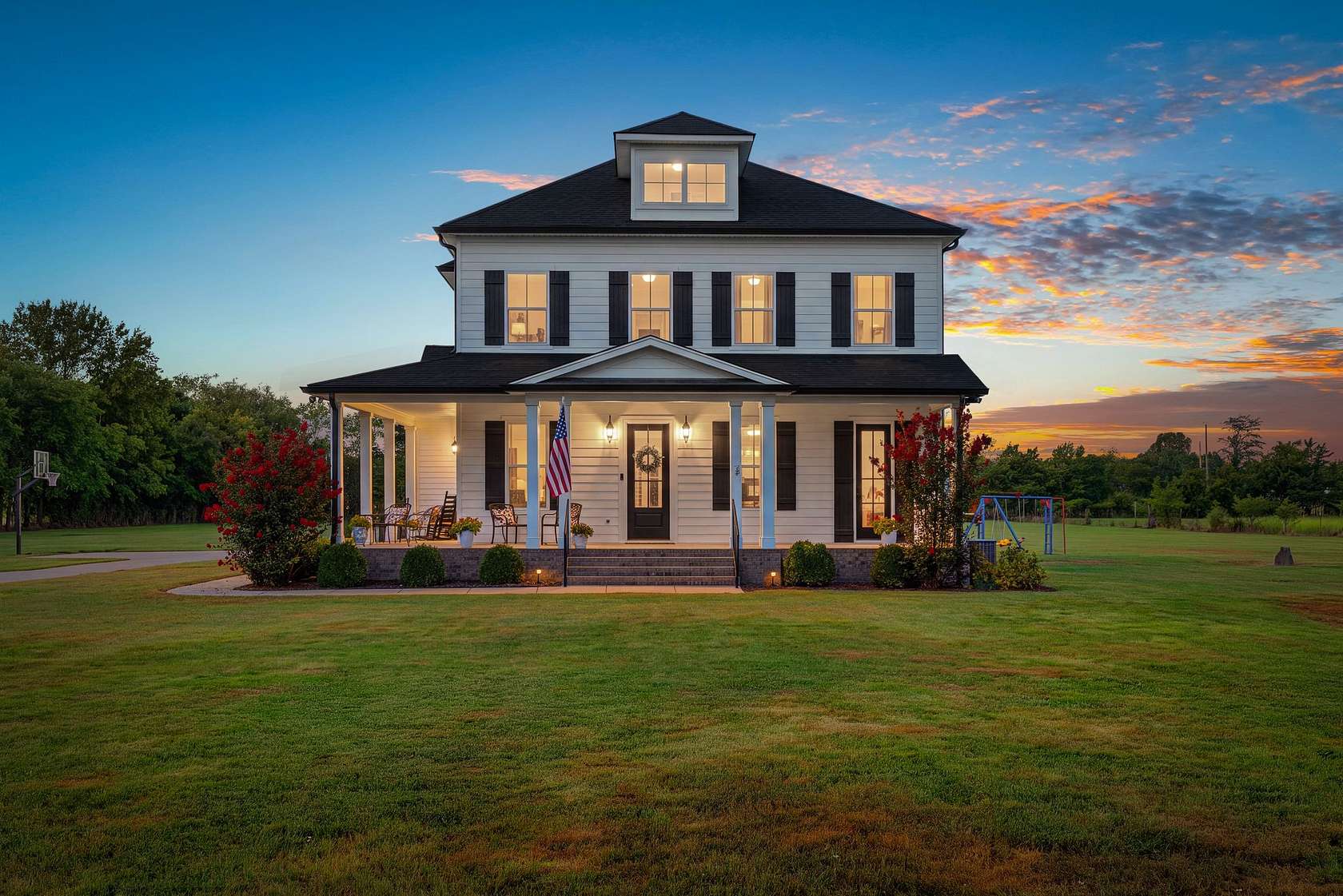 6.53 Acres of Land with Home for Sale in Murfreesboro, Tennessee